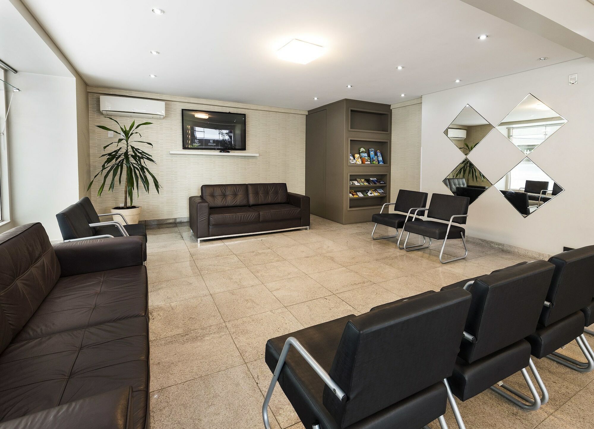 Hotel Genova Bc Balneário Camboriú Екстериор снимка